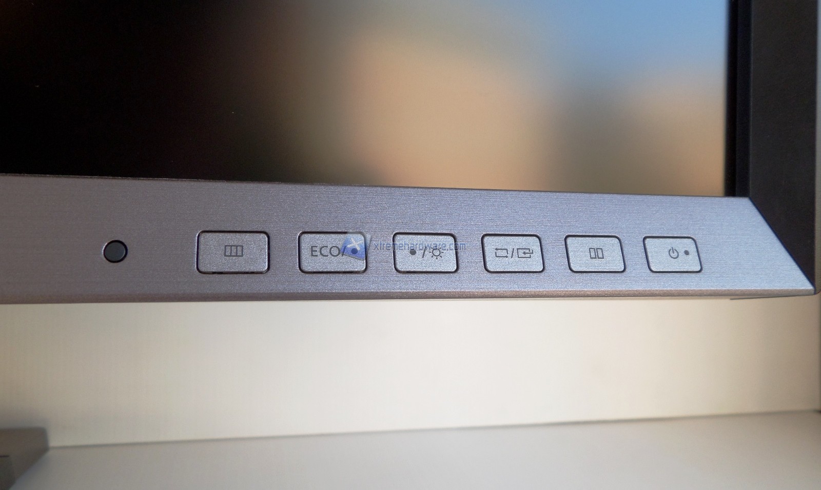 Monitor 03